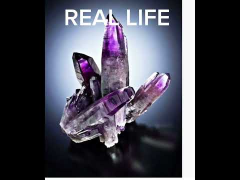 Minecraft Amethyst vs Real life
