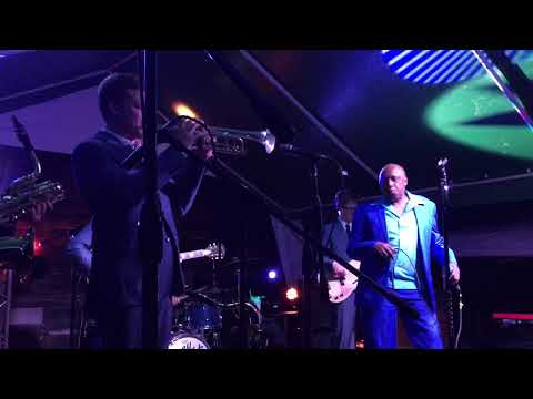 Sonny Knight and The Lakers - Rail River 6/26/2016