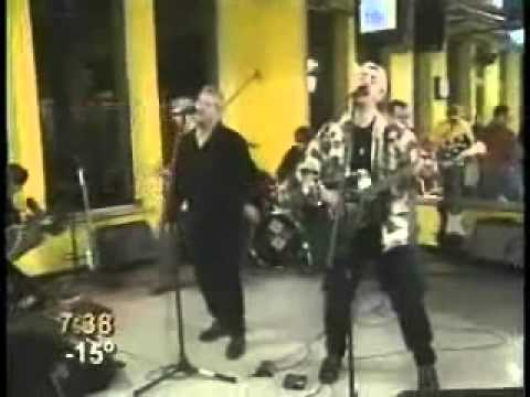 "Gravity" by The Household Saints, LIVE on The Big Breakfast (1997)