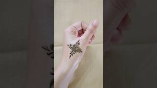 Beautiful thumb mehndi designs easy and simple and #mehndi​ #henna​ #shorts #letestmehndi​