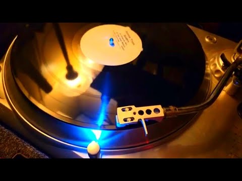 TUTORIAL: How Vinyl Record Dj's really mix