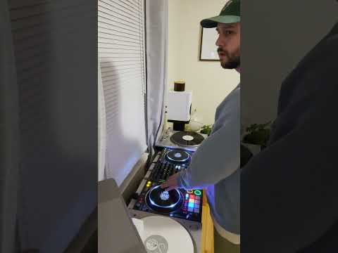 March Madness Day 1: Vic Mensa & Kanye West - U Mad x Dixon Wax - Bum Bum La Puerta