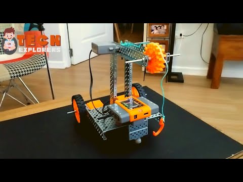 Lift, Move, Deliver: Our Crane-Inspired Robot!