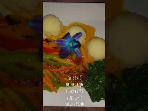 COME WITH ME TO THIS CARIBBEAN LOUNGE #carribeanfood #explore #foodie