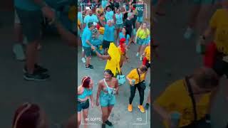 BANANA NO CARNAVAL.                #humor #carnaval #comedia #banana #folia #blocoderua