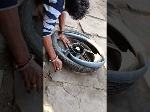how to change bike tyre in 5 minutes, 😲😲😲 #viral #digitalmarketing #mechanic @BalajiAutomotivesByRajneesh