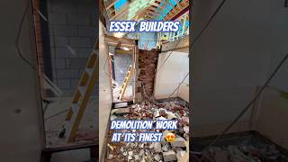 💥 D E M O L I T I O N💥 Out With The Old, In With The New! #EssexBuilders #DemolitionWork #Extension
