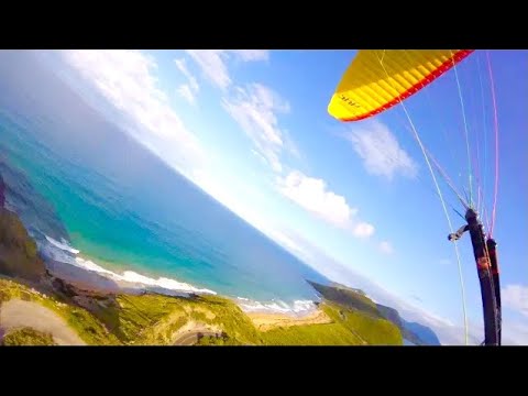Beginner flying over scary cliff (full flight)