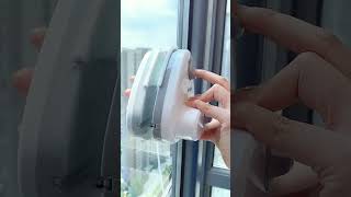 best gadget for cleaning windows #newlnventions #moderngadgets #coolgadgets #smartgadgets #shorts