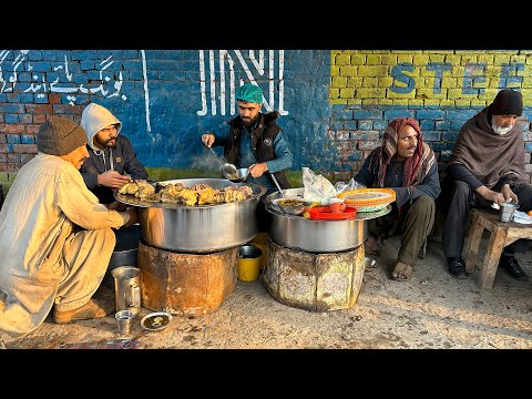 Poor Man’s Luxury 😍 50 RS Punjabi Street Food Breakfast | Paye & Chanay Street Food Pakistan