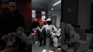 Humanoid Upper-Limb Robot with Generalized Grasping #humanoid #robotcontrol #robotactuator