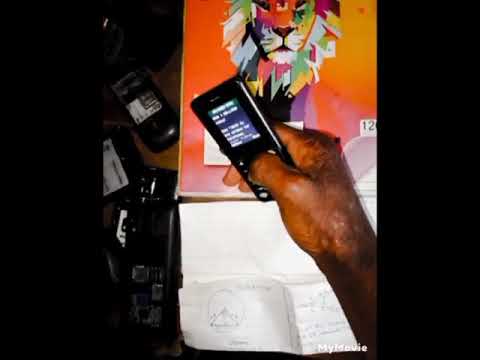 use phone without battery ( look carefully)