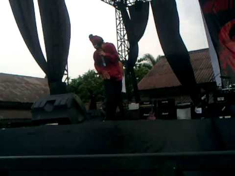 EXPLODE - YOU WANNA TRY (Live Perform at SMK3 Medan)