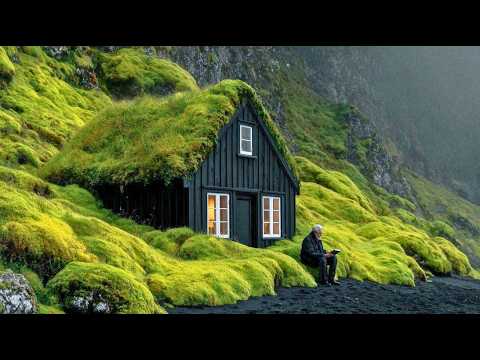 🌿 Living with Nature: Beautiful Grass-Roofed House Tour 🛖⛰️