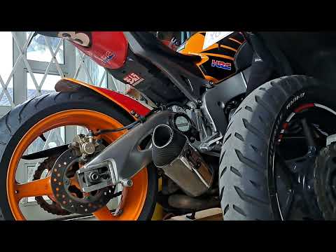 2009 Honda CBR1000RR Fireblade Yoshimura R77 Sound