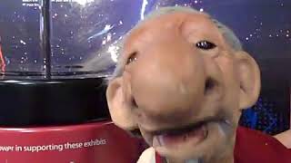 Thurtinkle at Scitech Perth Australia.MP4
