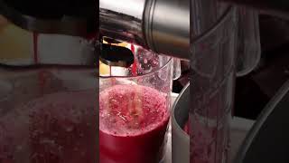 Juicing 101 #peach #deliciouseats #recipe #juice #veganrecipes #juicer #apple #pomegranatefruit