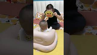 The Baby Face Mask Flip & Hole Book That Makes Babies Laugh and Learn#babylearning #dadlife