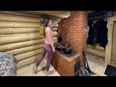 A COZY NIGHT with My BELOVED Girlfriend. HIDE in the Big Cabin. Off-the-Grid