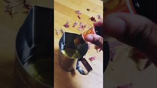 Making my own scented candle at home 🤩               #creativemom#lovediy#crafter
