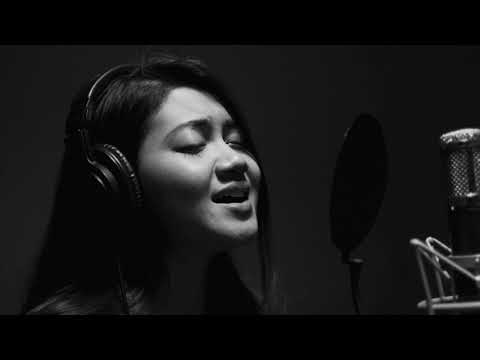 Daiyan Trisha - 보고싶다 (Bogoshipda - Miss You) by Kim Bum Soo