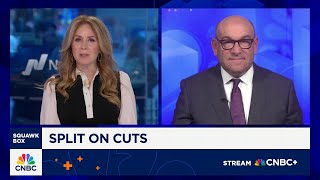 CNBC Fed Survey: 45% of respondents say the Fed should cut by 25 bps in December