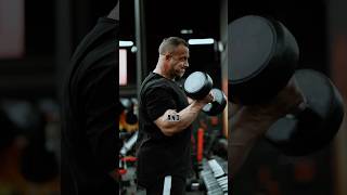 Keep your muscle fibers by training  with explosive movements