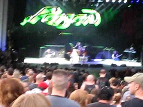 Poison - Ride The Wind live at PNC NJ 07.01.09
