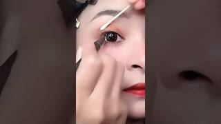 Eyeliner tutorial for beginners | eyeliner #eyemakeup #shorts