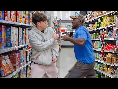Aggressively Farting on Strangers Prank!