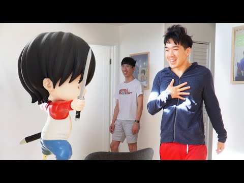 Surprising My Roommate with a Life-size Anime Figure