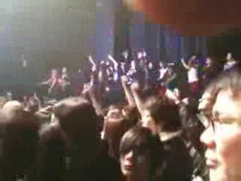 The Vamps Fans DANCE DANCE DANCE   Roseland December 8th, 2013