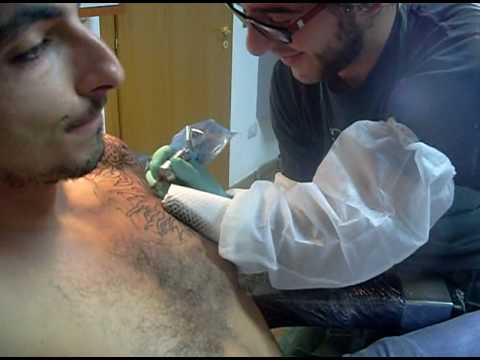respect tattoo studio- VIALE DELLA LIBERTà..N 43