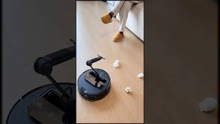 Smart Robot Vacuum #smartrobot #robot #vacuumcleaner #gadgets #shorts