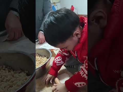 Chinese New Year, making the Chinese dumplings #Chinesenewyear