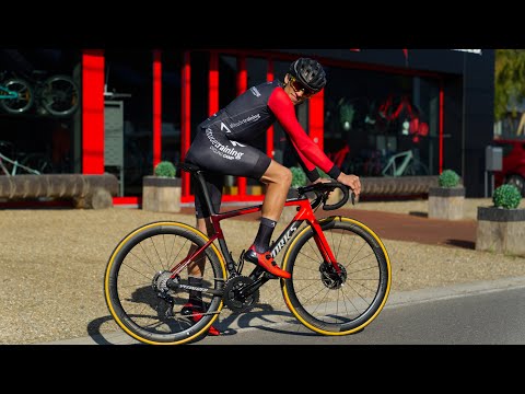 Specialized Tarmac S-Works DI2 2020 / UNBOXING/BIKE BUILD and a small test!