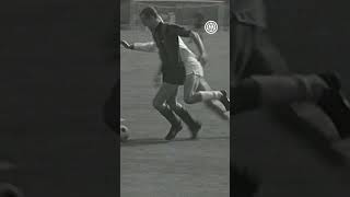 #InterFans, Sandro Mazzola goes into the #InterHallOfFame ⚫🔵 #IMInter #Shorts