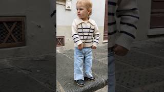Look of the day 😉 #stylishkids #kidsoutfits #fashionkids #kidsfashionblogger