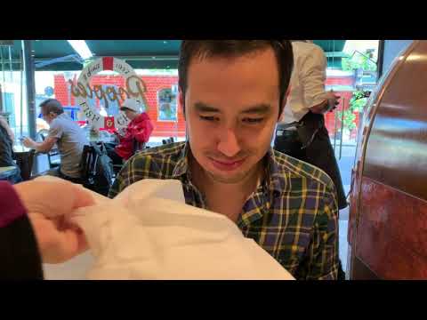 John Tries Fish and Chips and Jellied Eel
