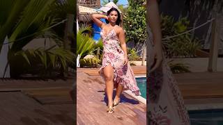 Stunning Summer Dresses in Floral Colors! #fashion #styleinspo #summeroutfit