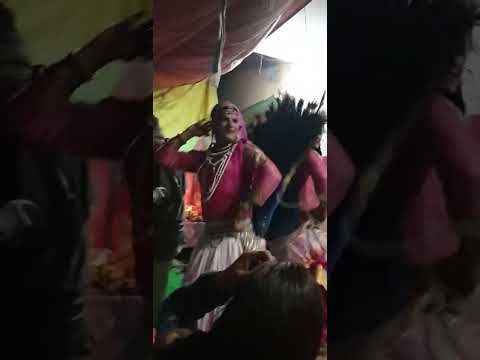 jgraate me dance krte huee