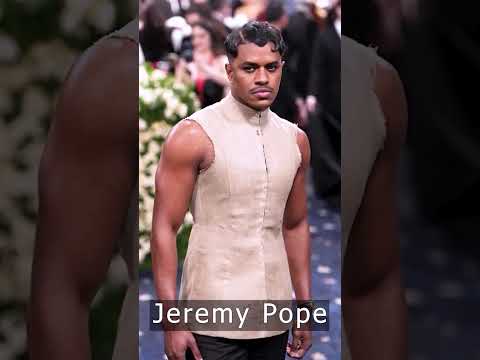 Top Celebrity Looks at Met Gala 2025 | Red Carpet Fashion #hollywood