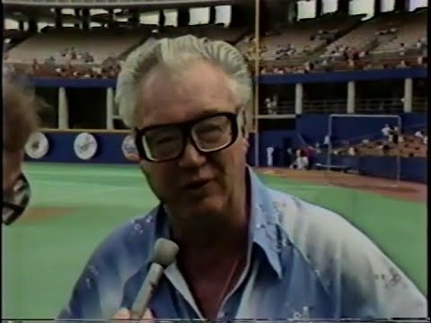 HARRY CARAY - Vintage 1982 Interview @ Busch Stadium, St. Louis - Cardinals & Chicago Cubs announcer