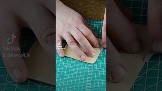 Small coin wallet! DIY🛠️ #craftingtutorial #diyaccessories #handmadewallet #leathercraft #etsy