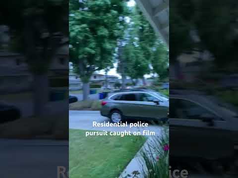 Police pursuit a white sedan in a residential neighborhood #policechase #socal #arcadia #pursuit