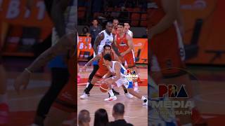 Barroca 👉 Ratliffe!!! #pbagovernorscup #magnolia #pbaseason49