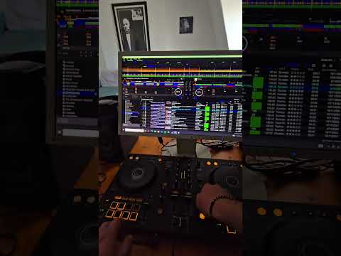 Destroying the #FLX4 with #Techno and #Eurodance! Full #remix : https://youtu.be/YdQWZSjhFC4