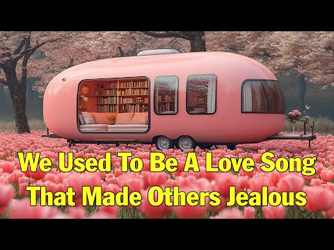 We used to be a love song that made others jealous 💕