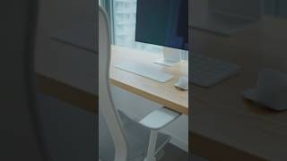 Spring Cleaning: A Minimalist Desk Setup