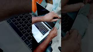 How to Remove a Laptop Screen? Best Laptop Screen Replacement Service in Delhi NCR | Call Now